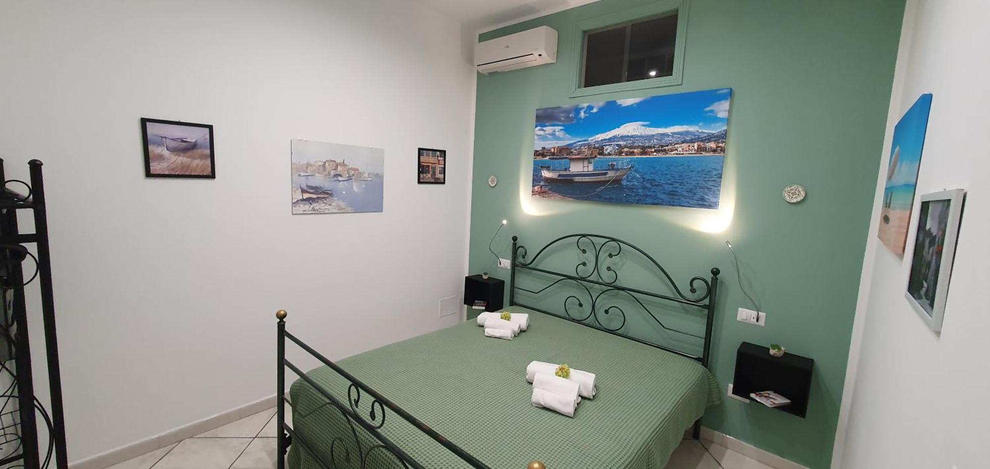 Tony & Doris Home จีอาร์ดีนี นักซอส ภายนอก รูปภาพ